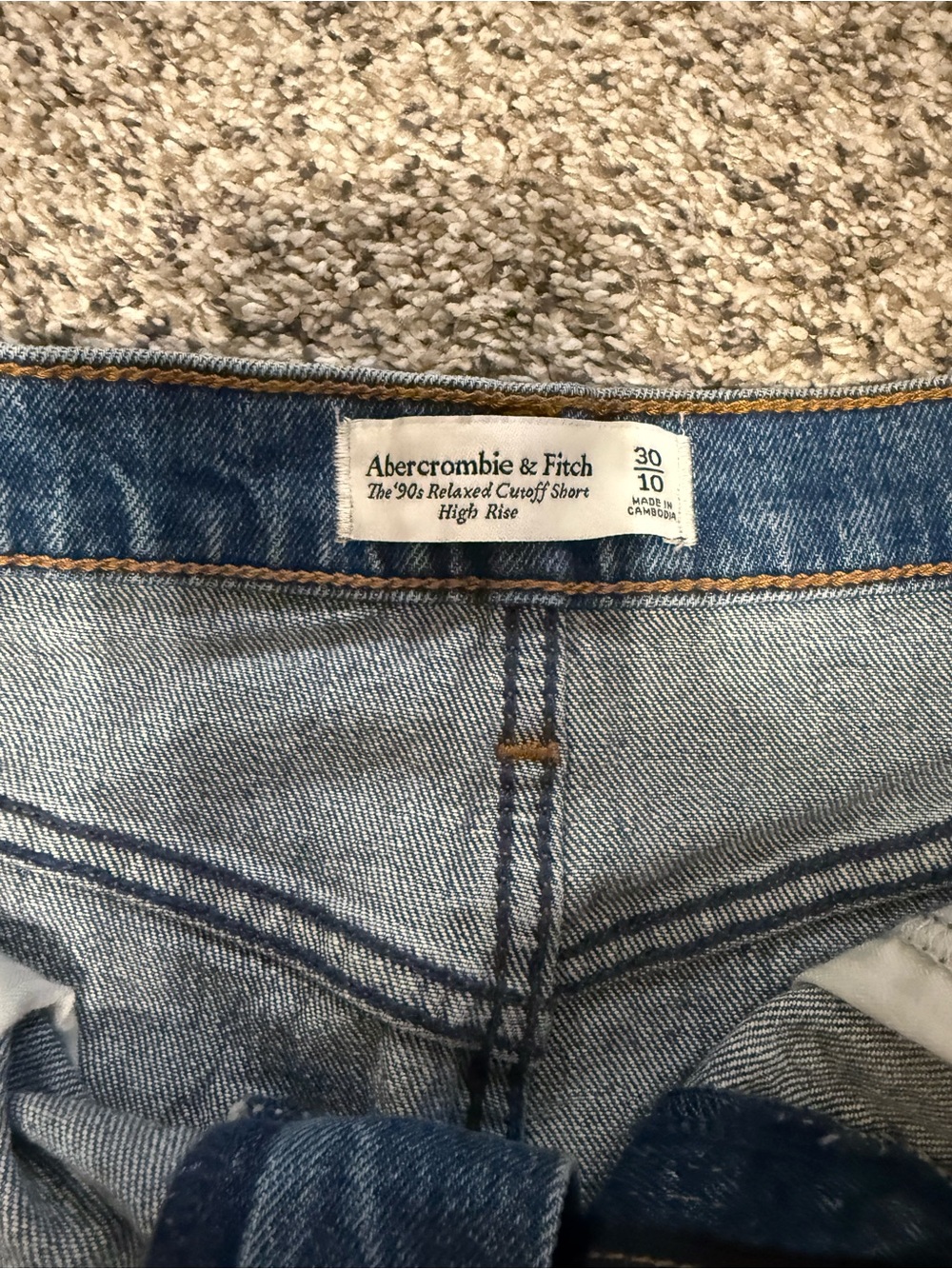 High-Rise Blue Denim Shorts - Picture 3 of 4